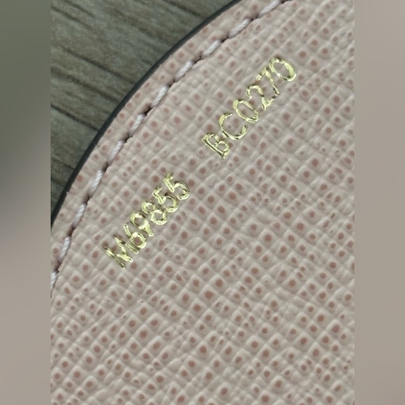 PRICE FIRM Louis Vuitton 2020 Vivienne Bag Charm & Key Holder - Picture 11 of 16